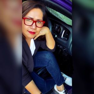 Meet your Posher, Sabai